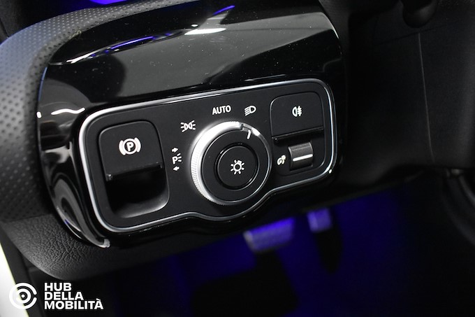 MERCEDES-BENZ A 180 d Automatic AMG Line Advanced Plus